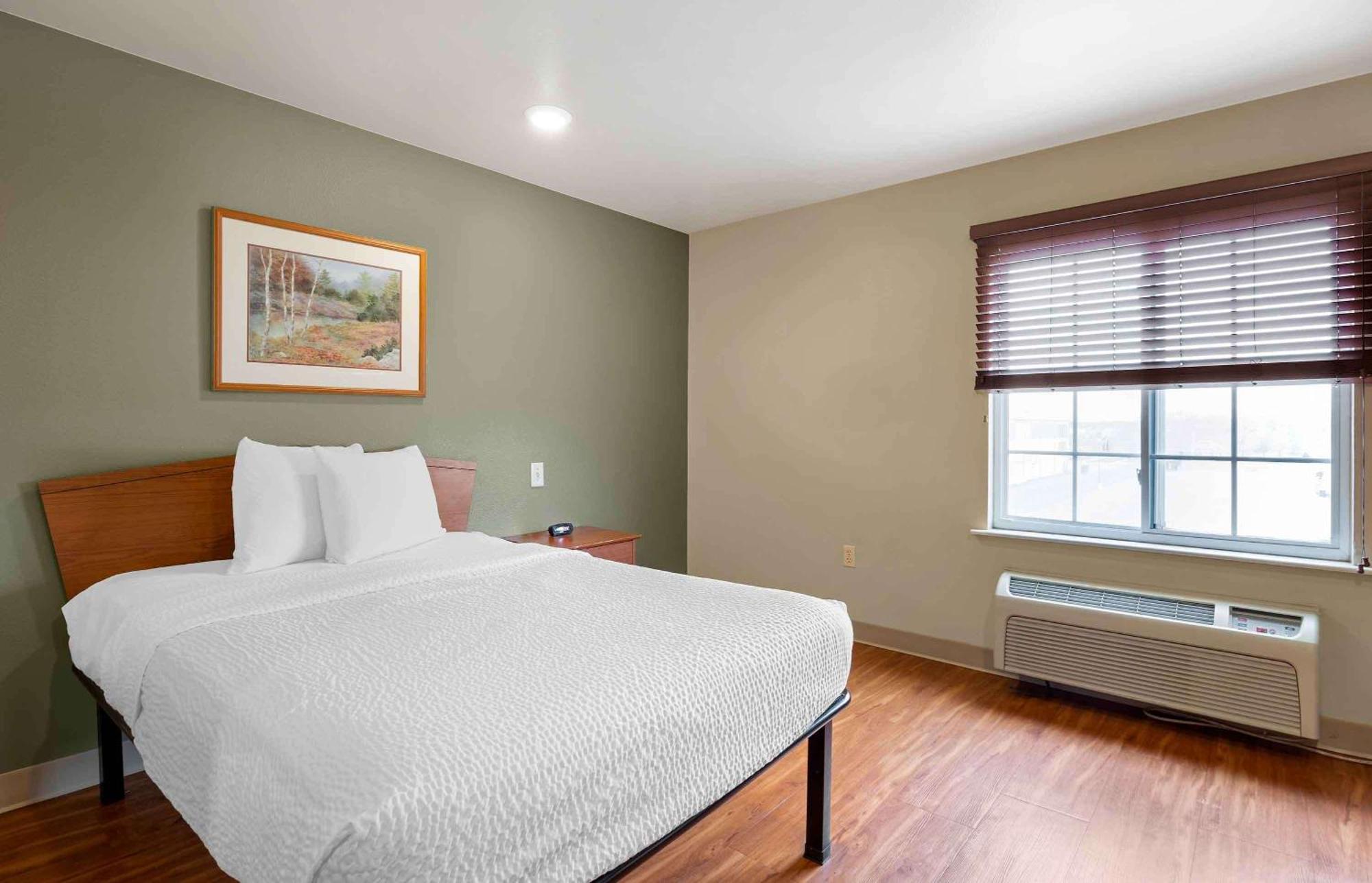 Extended Stay America Select Suites - Wichita - Airport Exteriör bild